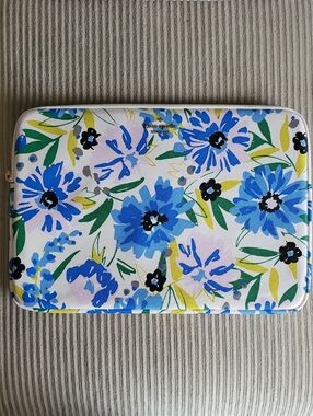 Kate Spade Madison Floral Laptop Sleeve NWOT
